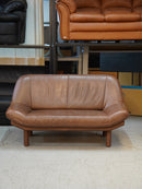 レザー 2シーターソファ <br>1970's , Sweden <br> 大和店