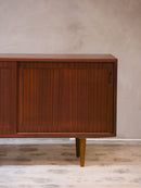 Hundevad & Co社 , Poul Hundevad<br>ウッド サイドボード <br>Denmark <br>bob's box