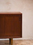 Hundevad & Co社 , Poul Hundevad<br>ウッド サイドボード <br>Denmark <br>bob's box