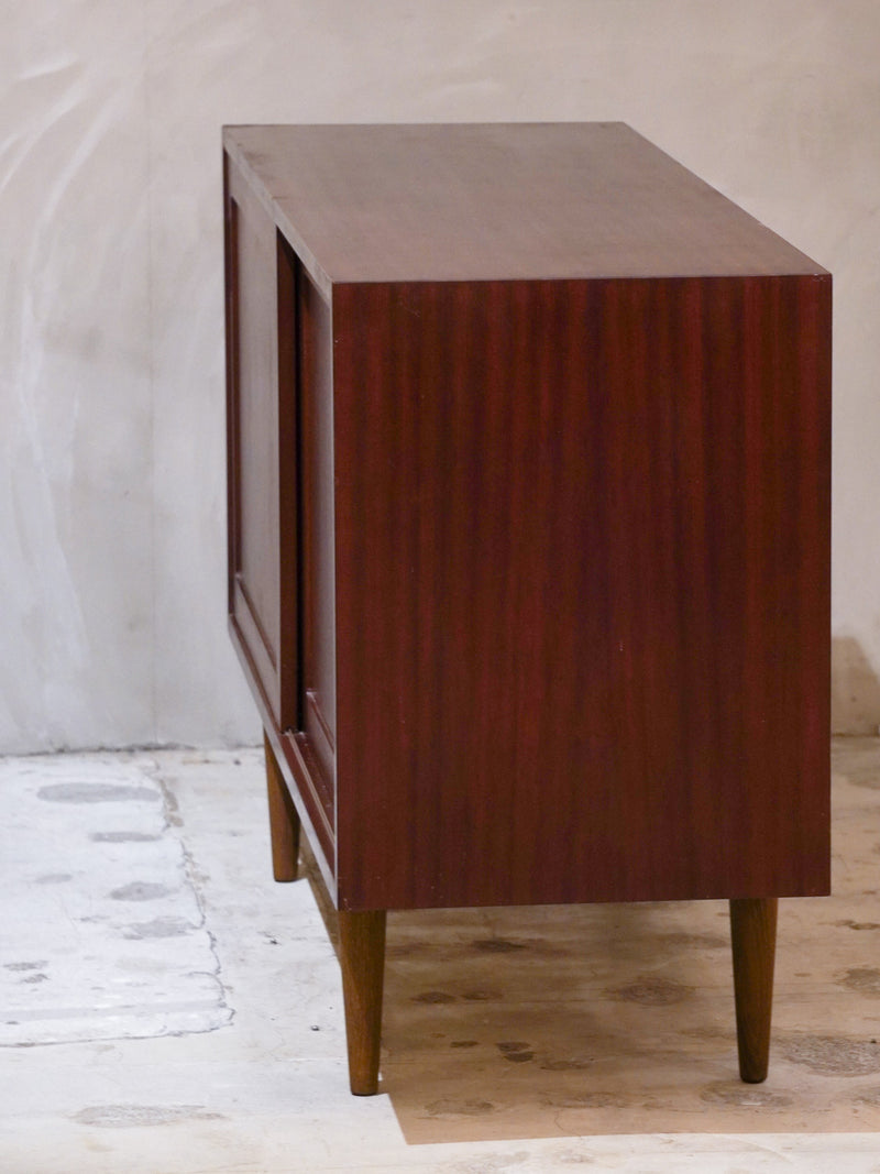 Hundevad & Co社 , Poul Hundevad<br>ウッド サイドボード <br>Denmark <br>bob's box