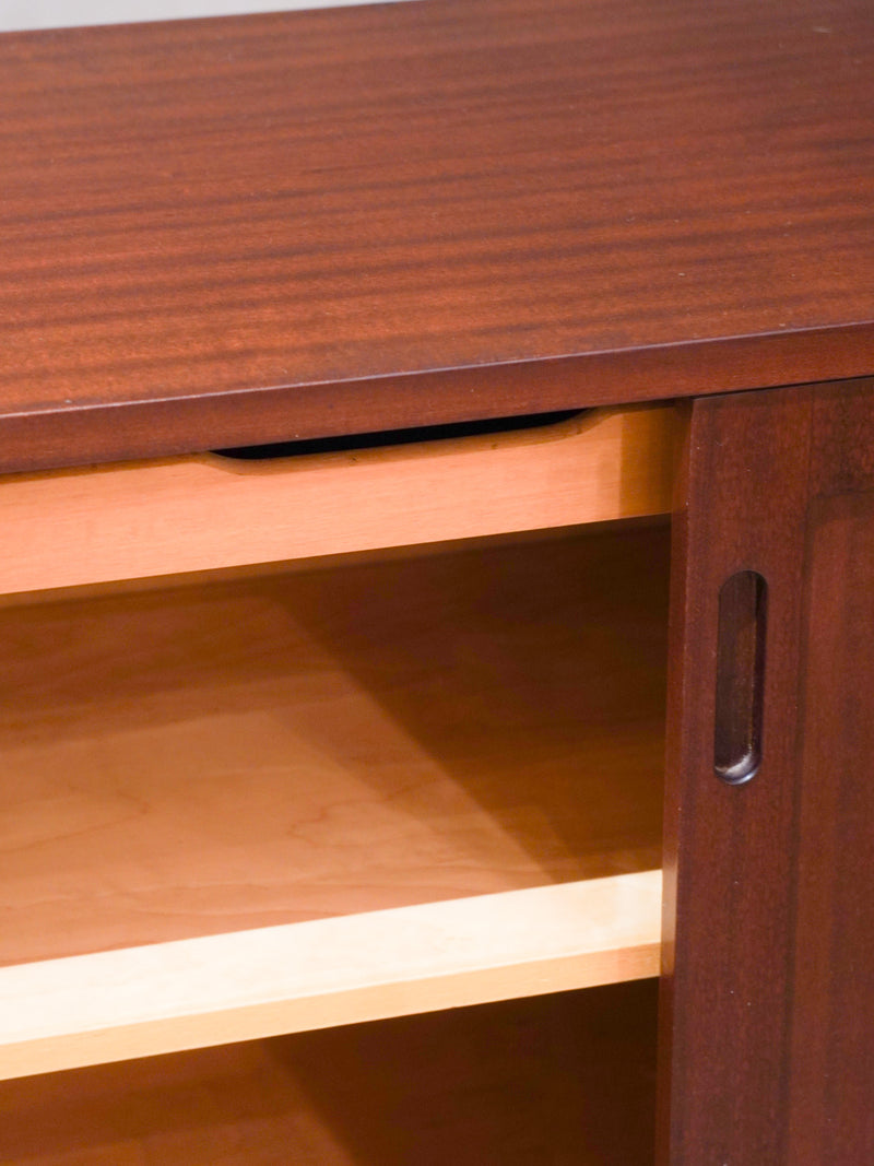 Hundevad & Co社 , Poul Hundevad<br>ウッド サイドボード <br>Denmark <br>bob's box