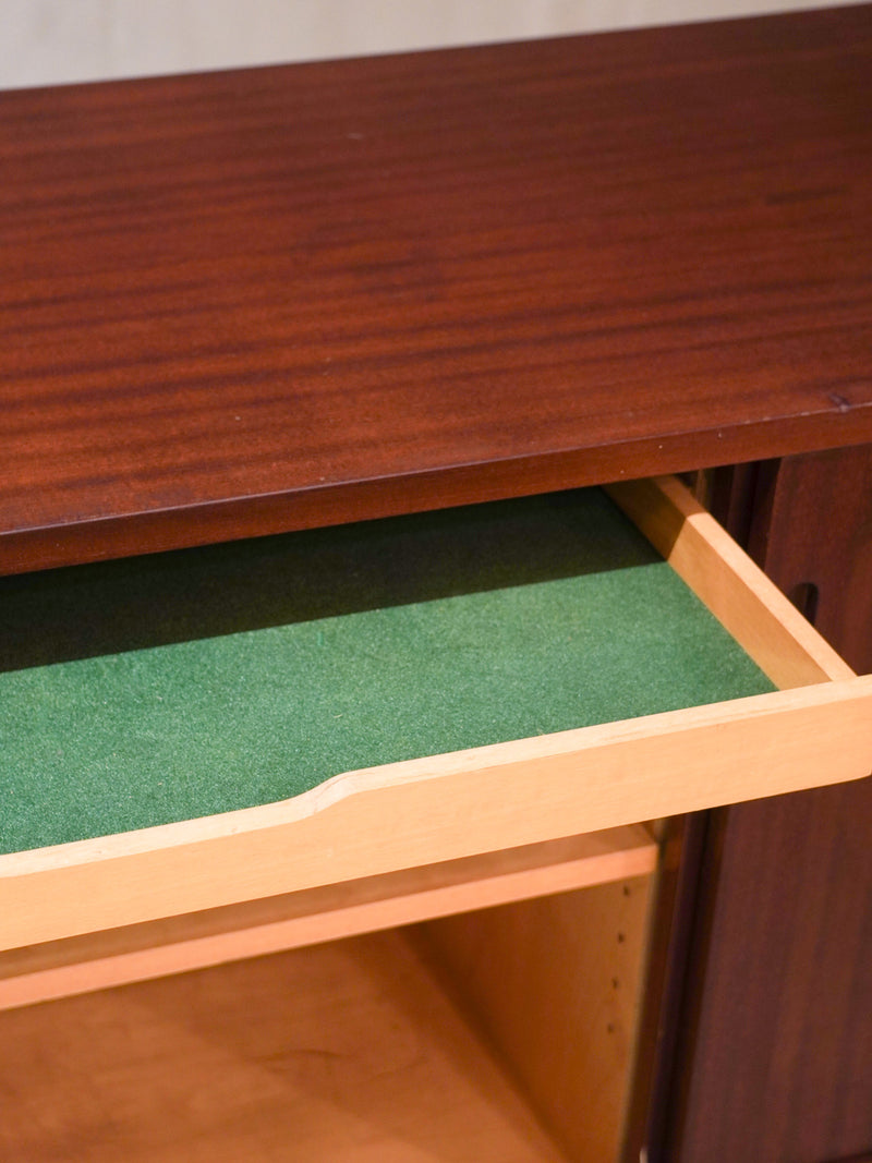 Hundevad & Co社 , Poul Hundevad<br>ウッド サイドボード <br>Denmark <br>bob's box