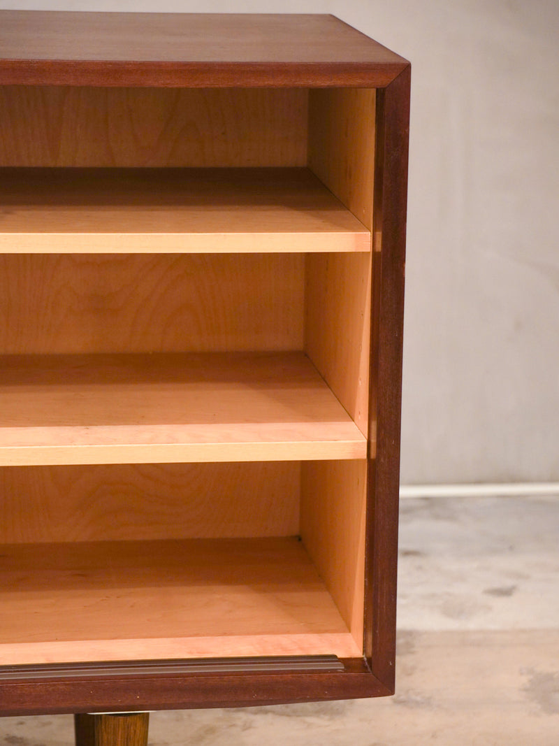 Hundevad & Co社 , Poul Hundevad<br>ウッド サイドボード <br>Denmark <br>bob's box