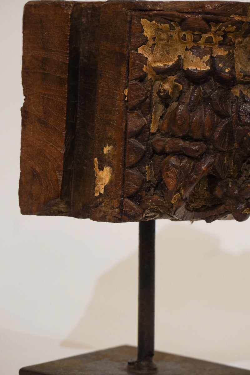 リメイクウッドオブジェ <br>cerote antiques - ヴィンテージ SHARK ATTACK