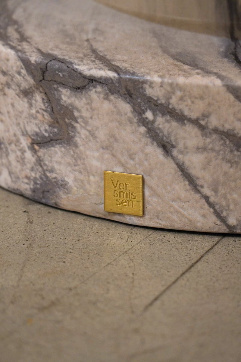 Versmissen<br>Spindle 2 Table/Stool<br> bob's box・大阪店 - ヴィンテージ SHARK ATTACK