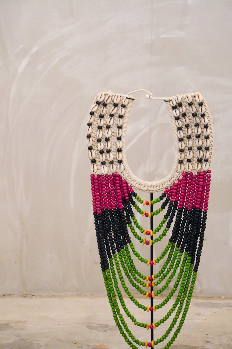 Versmissen<br>Necklace Black/Red/Green On Stand <br>cerote antiques・大和店・大阪店 - ヴィンテージ SHARK ATTACK