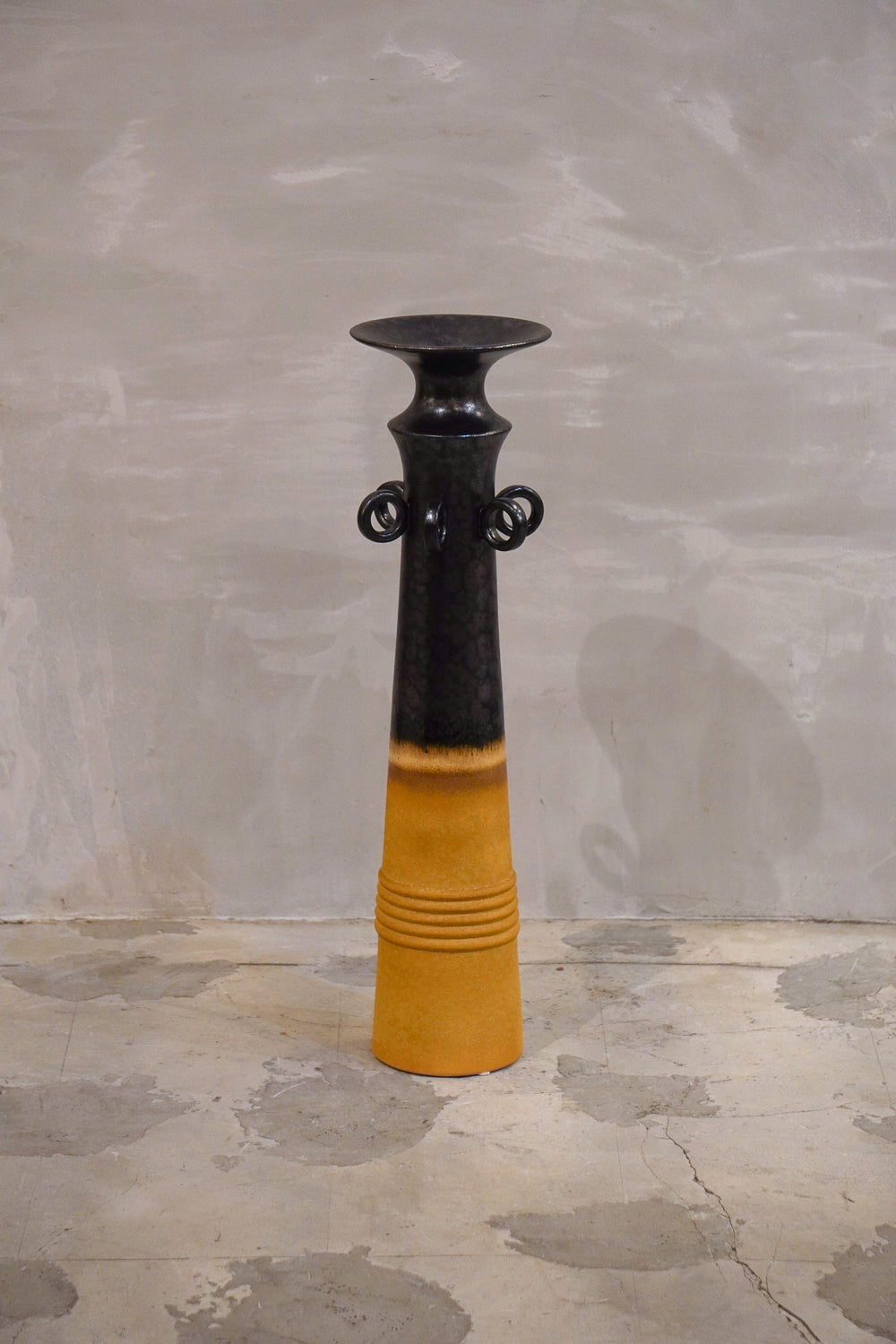 Versmissen<br>Datoga Choker Vase Bronze and Yellow <br>bob's box ・大阪店 - ヴィンテージ SHARK ATTACK