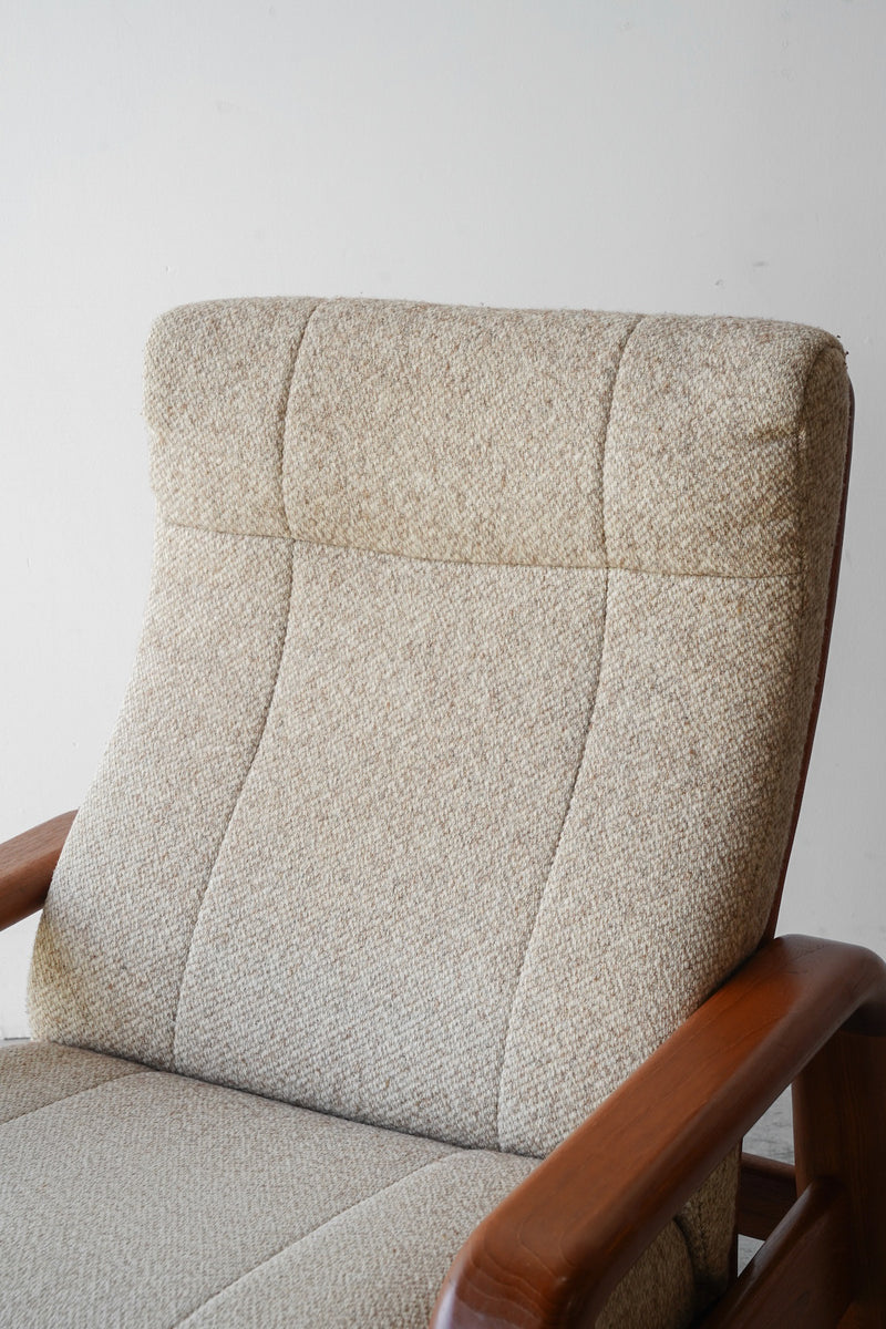 H DESIGN <br> ファブリック ラウンジチェア <br> Denmark <br> 大和店 - ヴィンテージ SHARK ATTACK