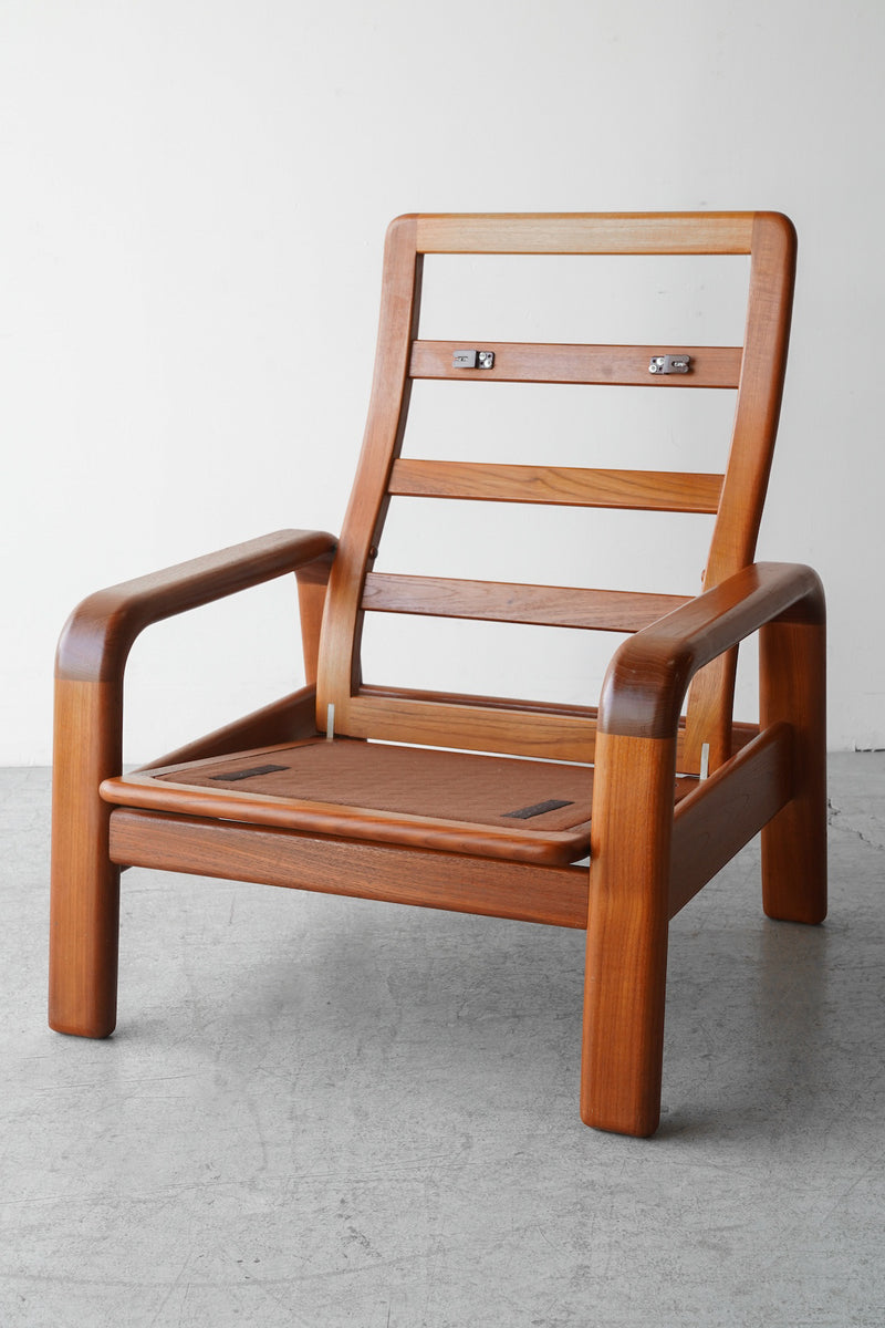 H DESIGN <br> ファブリック ラウンジチェア <br> Denmark <br> 大和店 - ヴィンテージ SHARK ATTACK