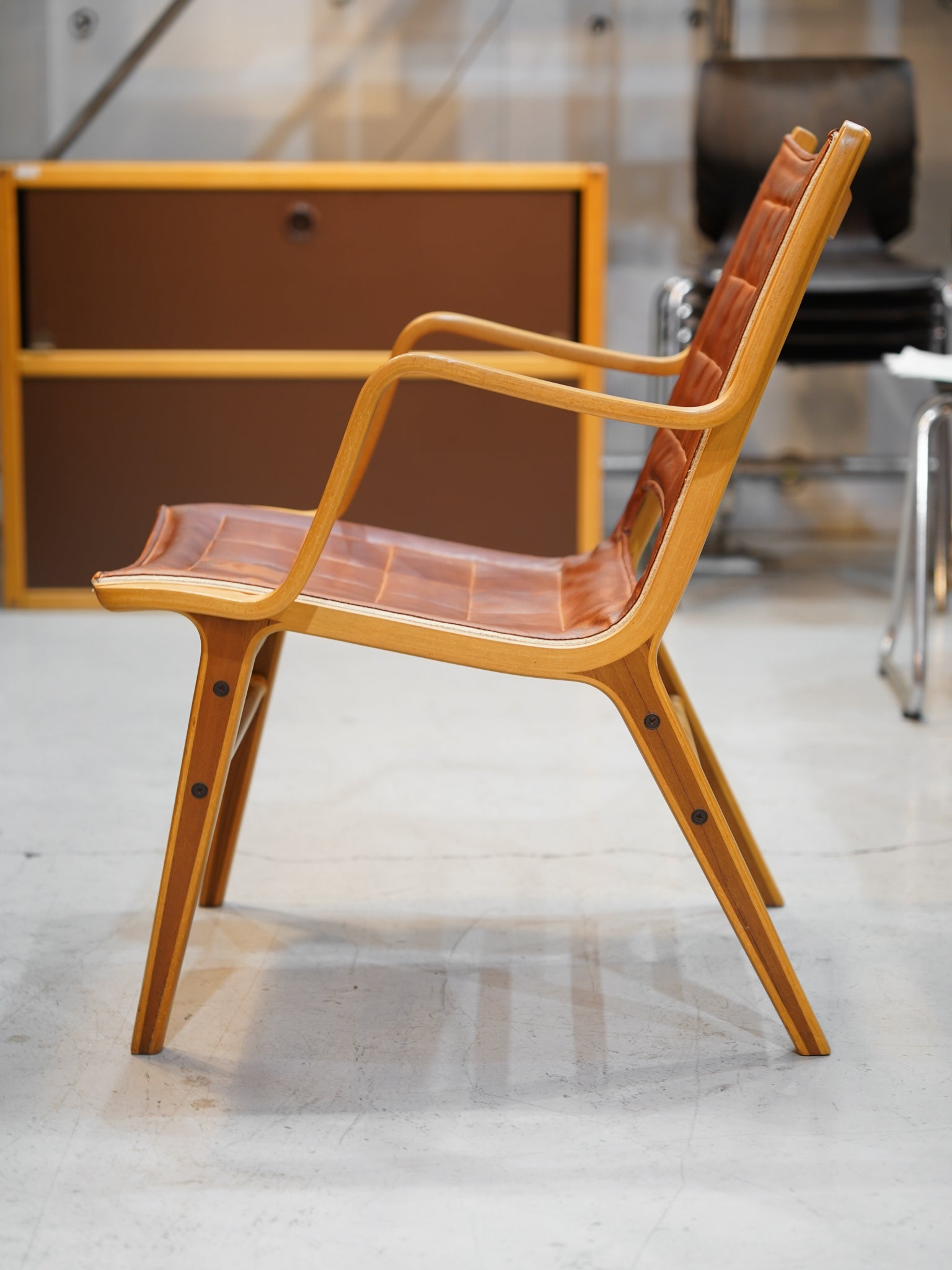 Fritz Hansen Peter Hvidt - 1963 , Denmark - AX Chair