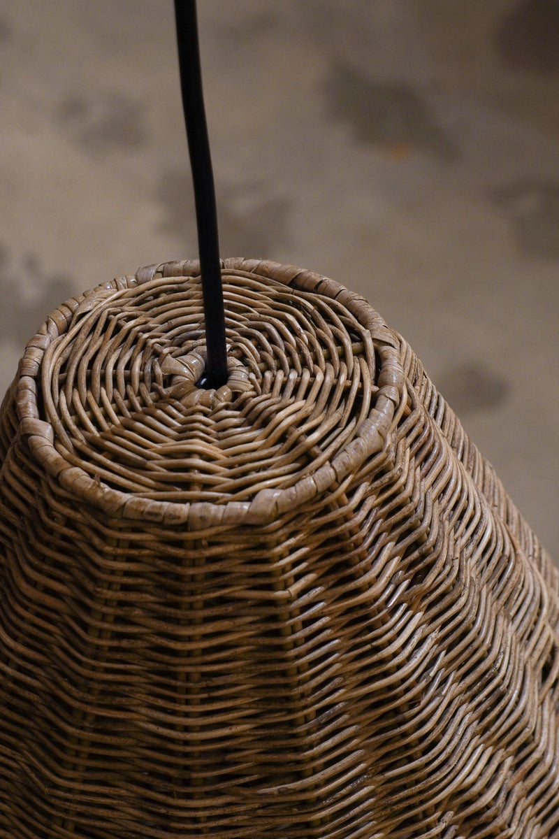 Versmissen<br>San Agnes Lamp M Natural<br>bob's box ・大和店・大阪店 - ヴィンテージ SHARK ATTACK