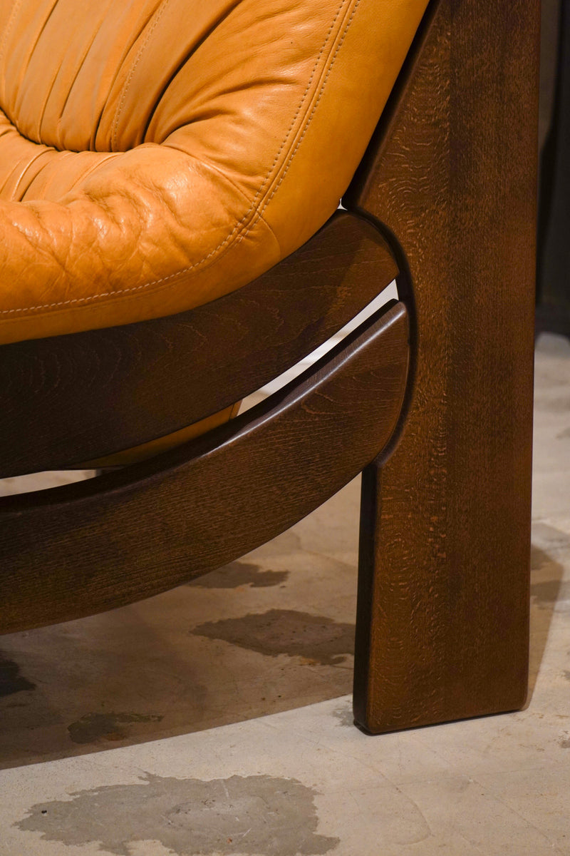 Maison Regain <br>レザーソファ (A) <br>1970's ,France <br>bob's box - ヴィンテージ SHARK ATTACK