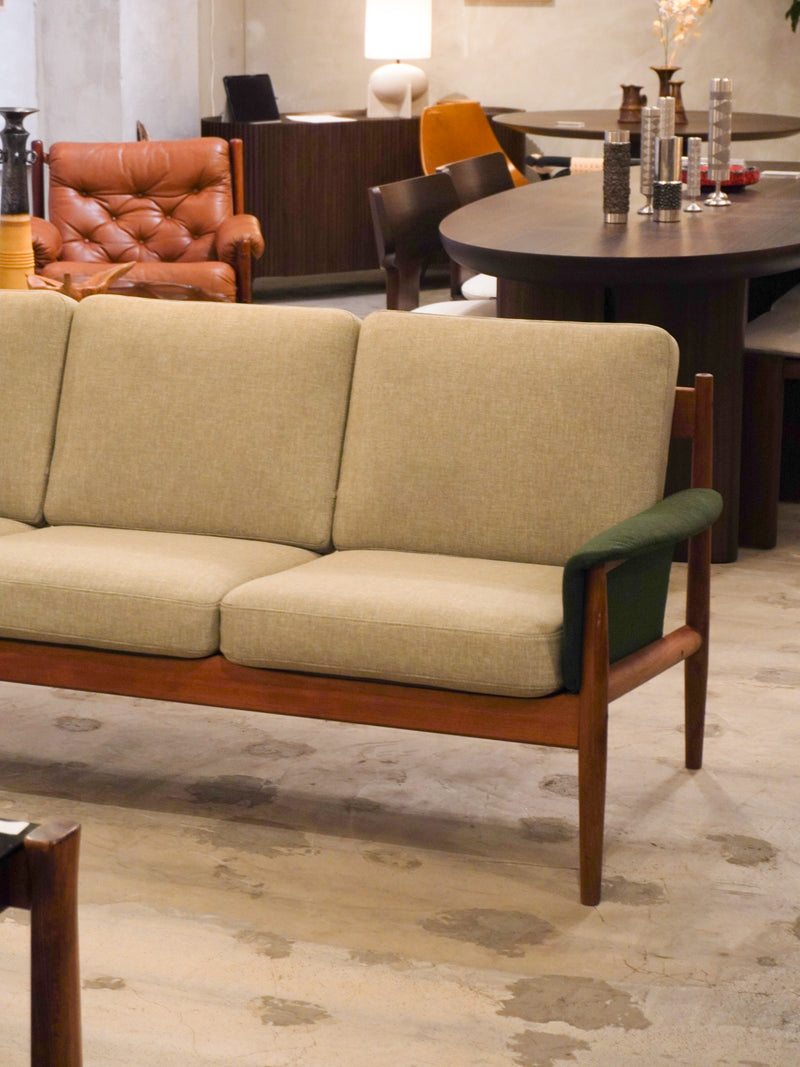 France & Søn社 ,  Grete Jalk <br>Model 168 “Grand Danois” sofa  <br>1960's , Denmark <br>bob's box