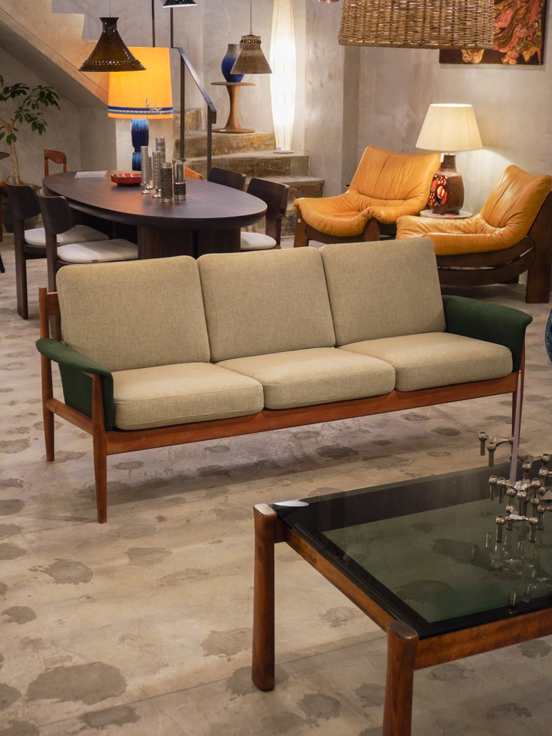 France & Søn社 ,  Grete Jalk <br>Model 168 “Grand Danois” sofa  <br>1960's , Denmark <br>bob's box
