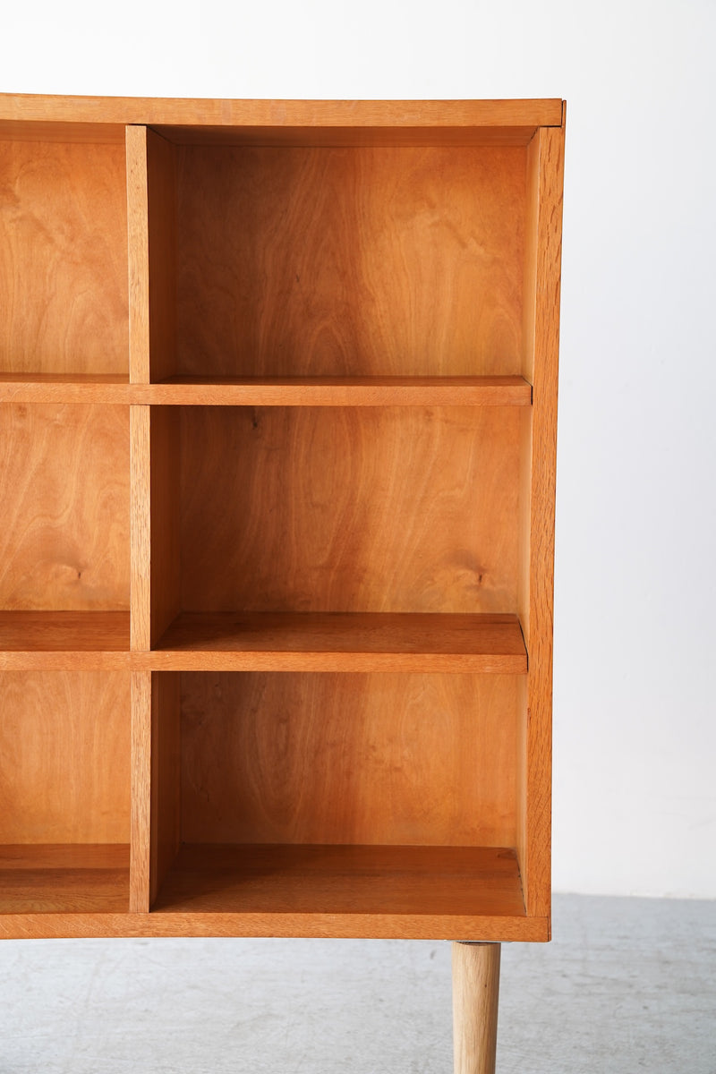 オークウッド ブックシェルフ<br> 大阪店、大和店 - ヴィンテージ SHARK ATTACK