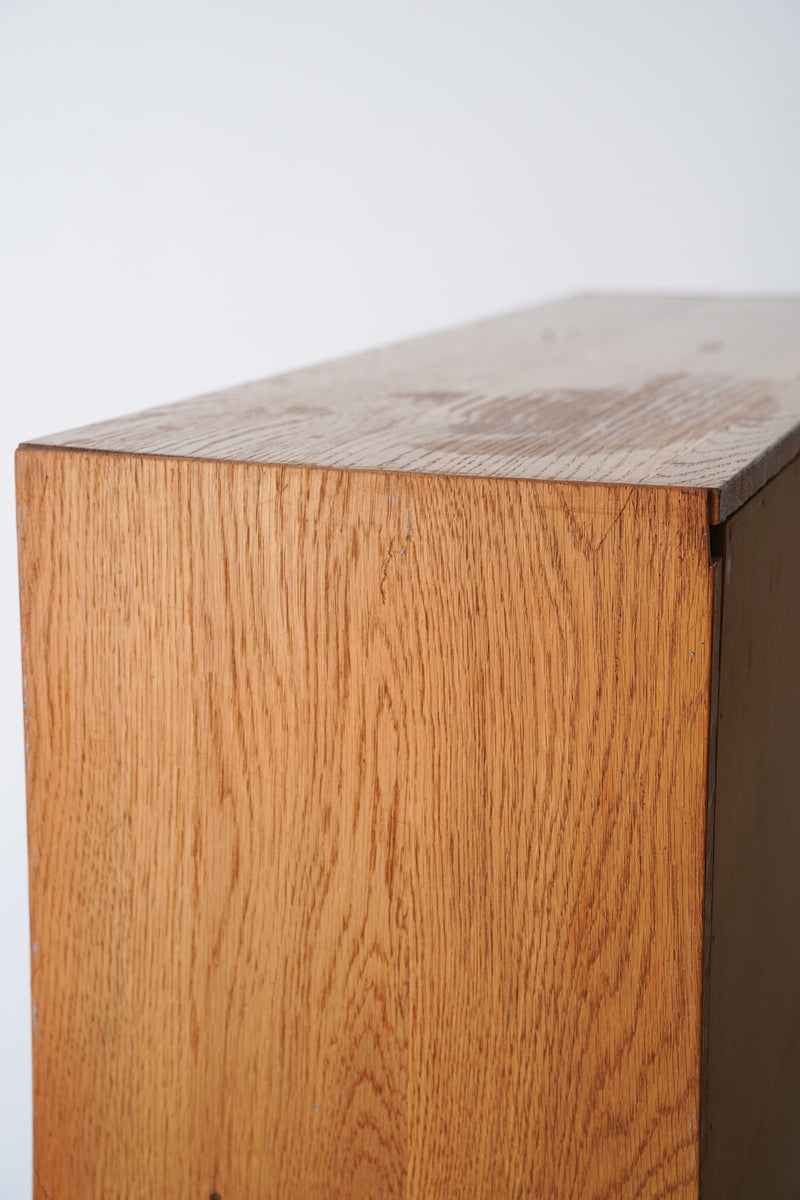 オークウッド ブックシェルフ<br> 大阪店、大和店 - ヴィンテージ SHARK ATTACK