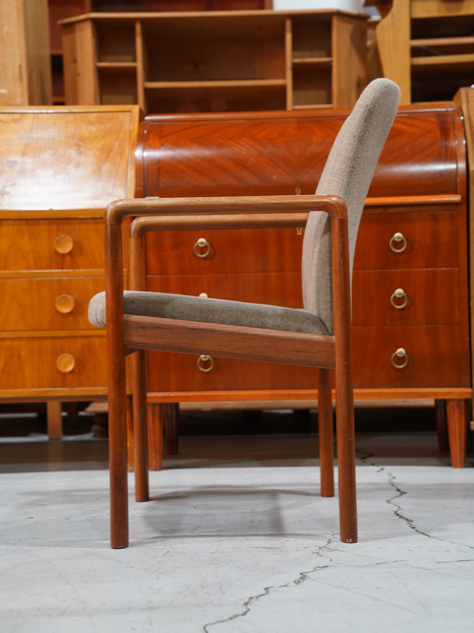 チークウッド アームチェア - cerote antiques