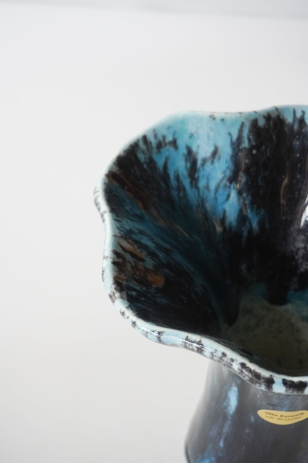 Otto Keramik<br>Vase 2812<br>大和店 - ヴィンテージ SHARK ATTACK