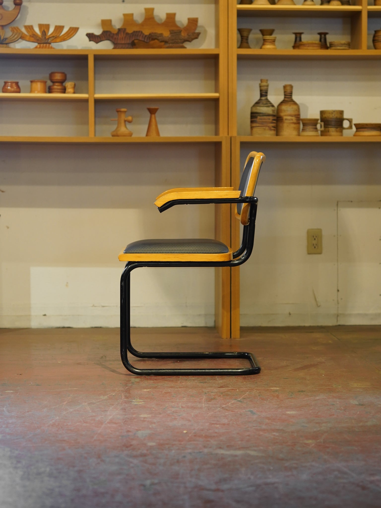 Marcel Breuer , B64- 1988 , Italy - カンティレバー ダイニングチェア - 大和店