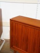 チークウッド サイドボード/キャビネット <br> cerote antiques