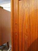 チークウッド サイドボード/キャビネット <br> cerote antiques