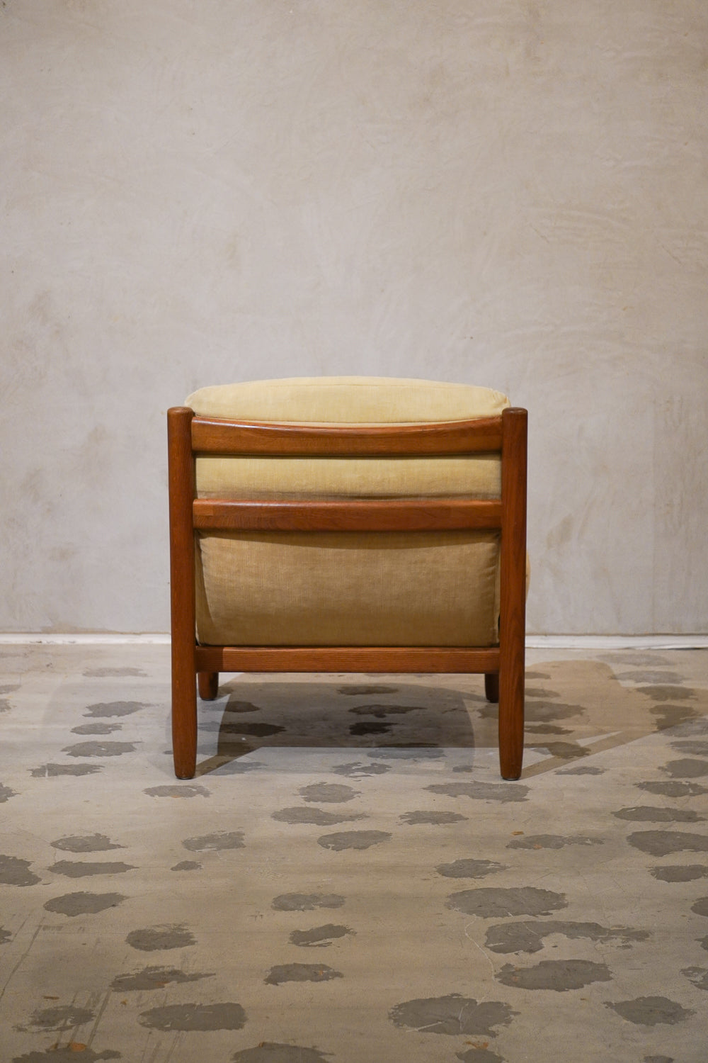 ファブリック 1シーターソファ<br>denmark 1970's <br>cerote antiques - ヴィンテージ SHARK ATTACK
