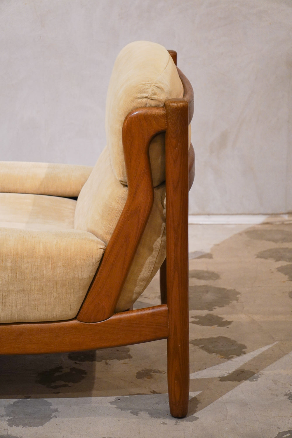 ファブリック 1シーターソファ<br>denmark 1970's <br>cerote antiques - ヴィンテージ SHARK ATTACK