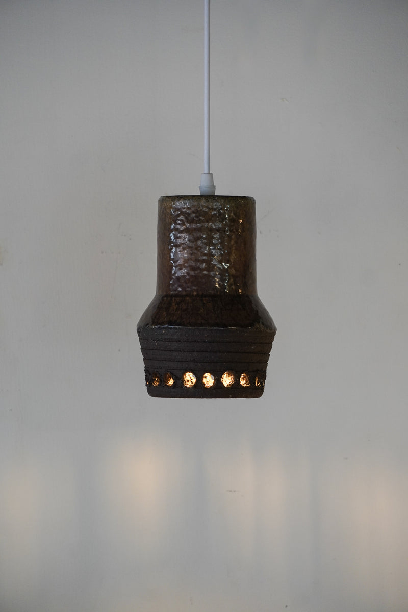 セラミック ペンダントランプ <br>bob's box - ヴィンテージ SHARK ATTACK