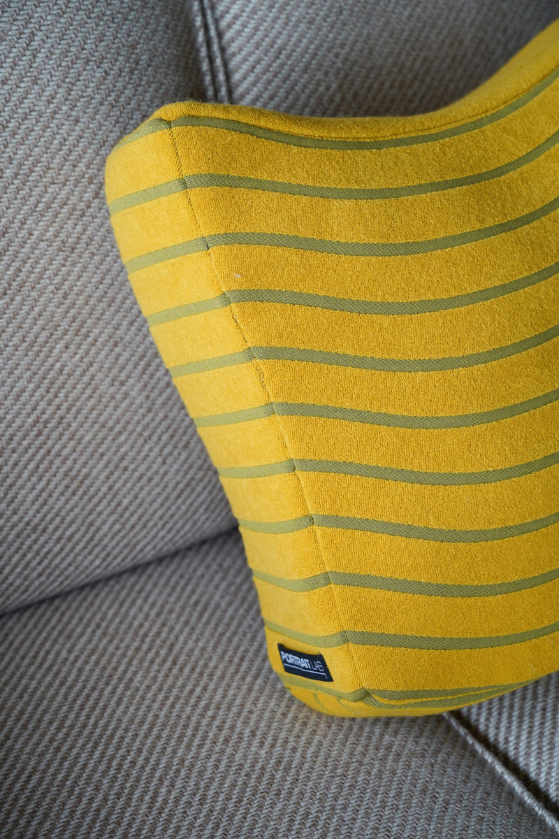 PORTRAIT LAB<br>Fabric object "Wave line" Long Blond <br>大和店・大阪店 - ヴィンテージ SHARK ATTACK