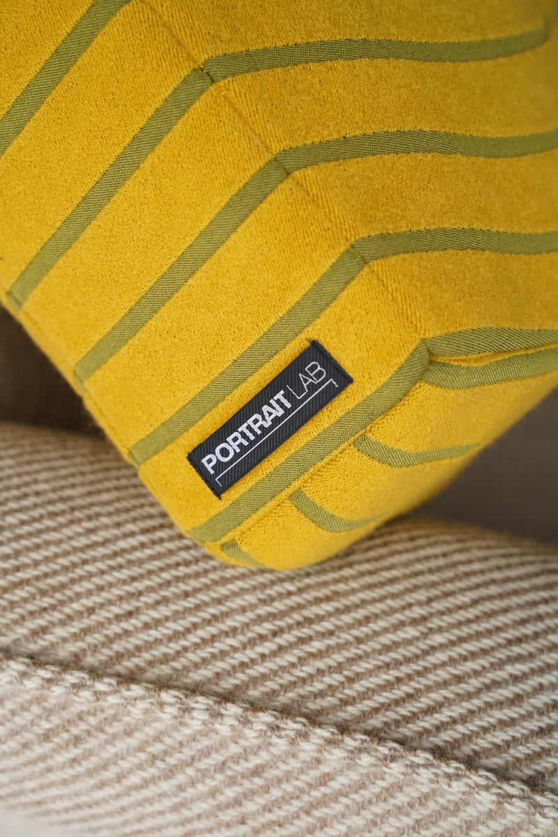 PORTRAIT LAB<br>Fabric object "Wave line" Long Blond <br>大和店・大阪店 - ヴィンテージ SHARK ATTACK