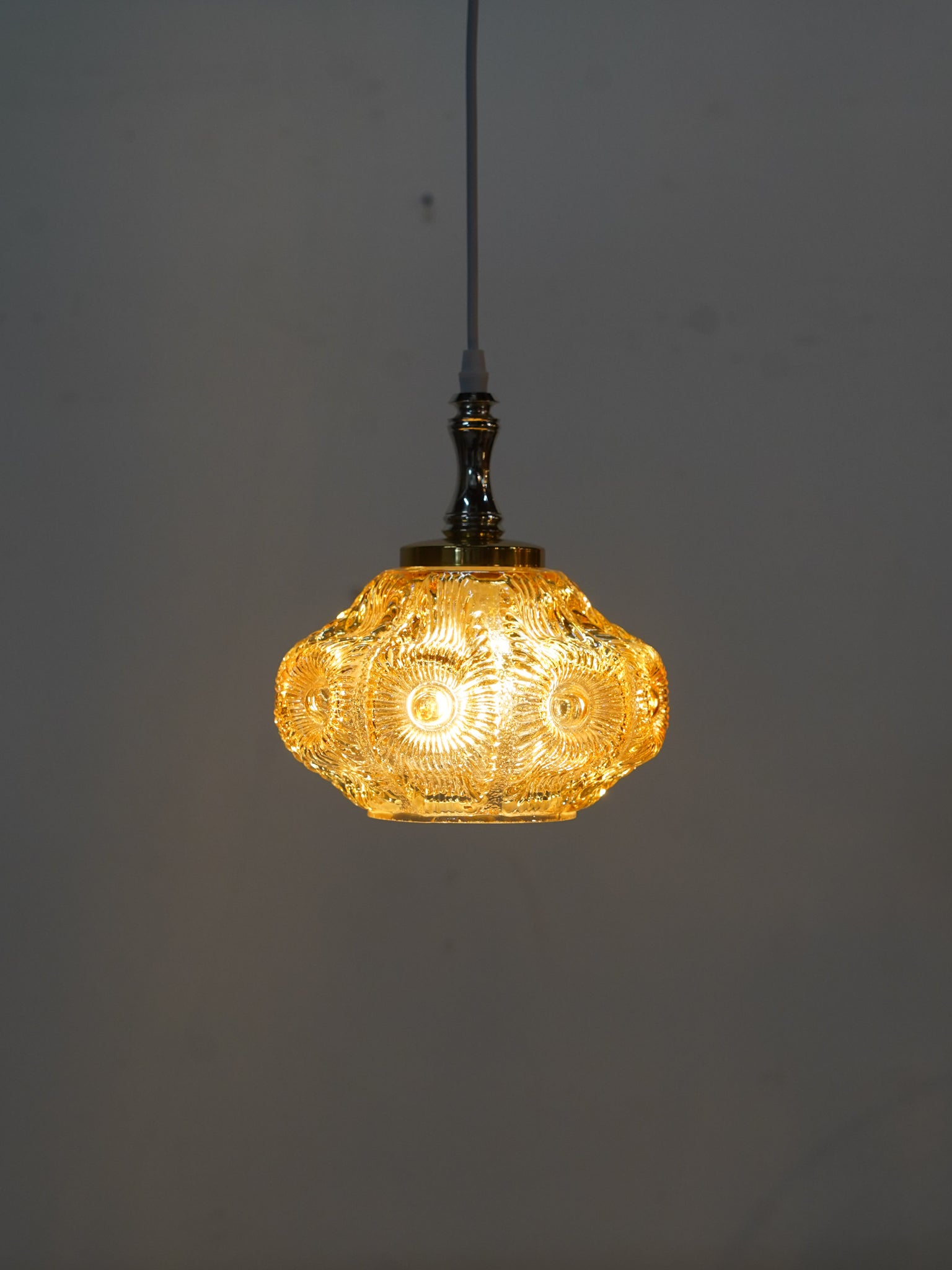 PENDANT LAMP – SHARK ATTACK ONLINE SHOP