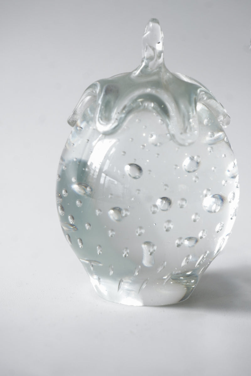 ガラス イチゴオブジェ<br>cerote antiques - ヴィンテージ SHARK ATTACK