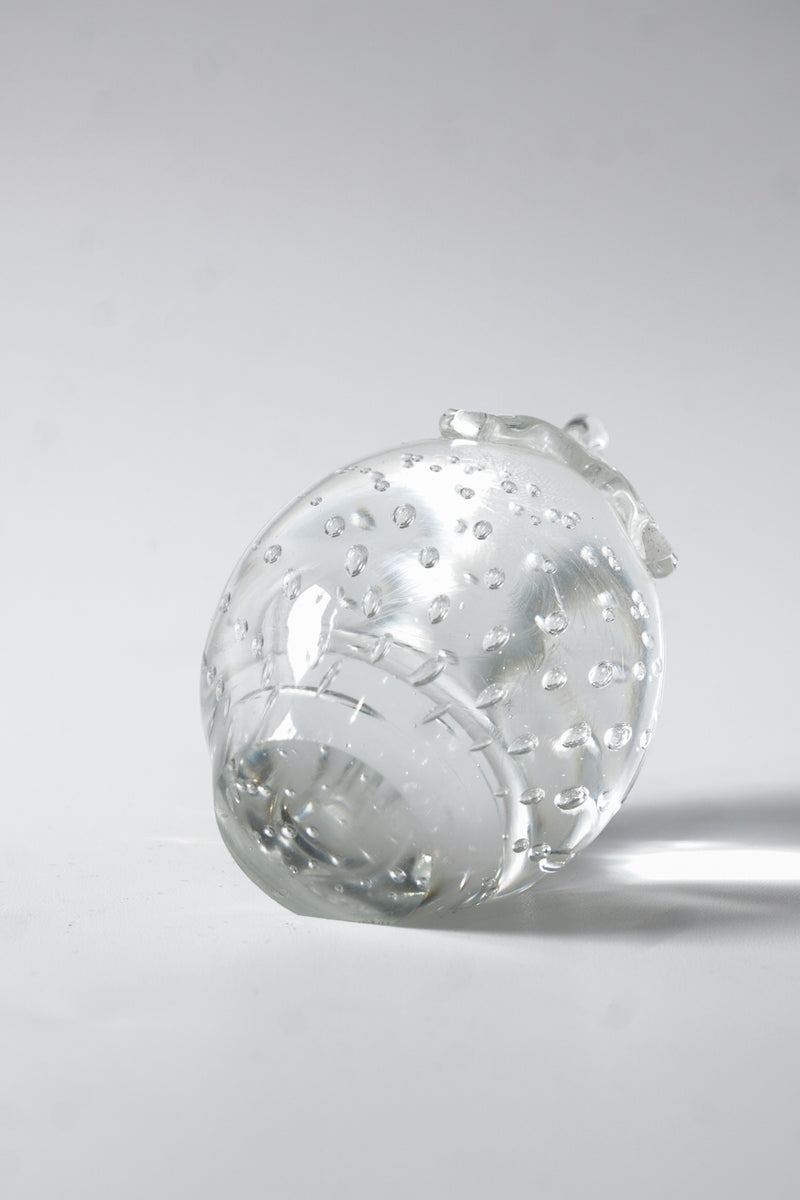 ガラス イチゴオブジェ<br>cerote antiques - ヴィンテージ SHARK ATTACK