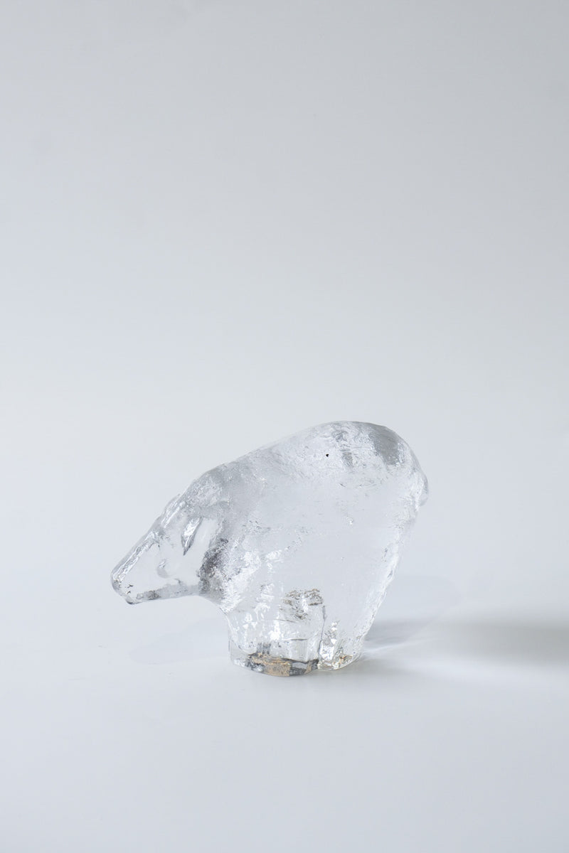 Pukeberg社<br>シロクマ オブジェ <br>Sweden<br>cerote antiques - ヴィンテージ SHARK ATTACK