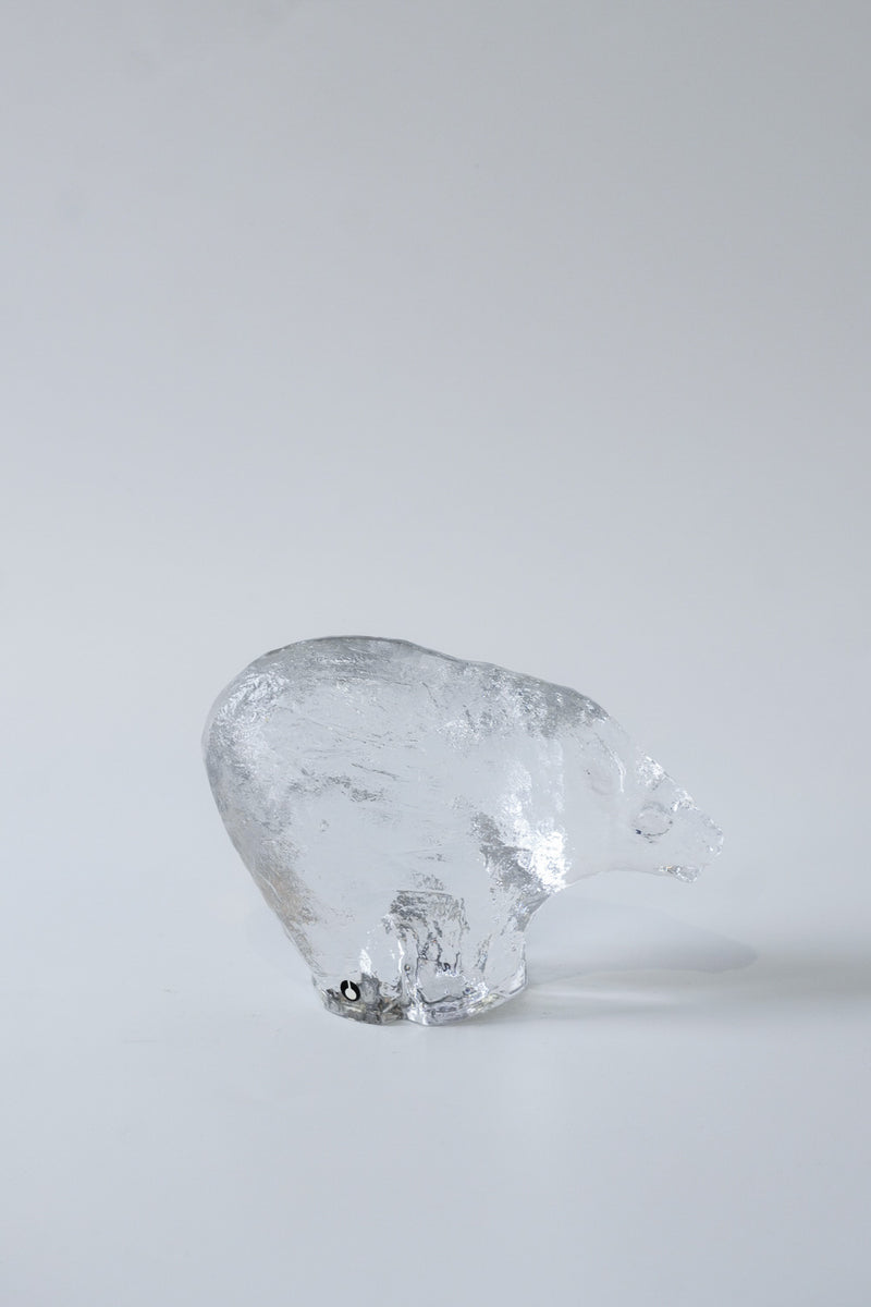 Pukeberg社<br>シロクマ オブジェ <br>Sweden<br>cerote antiques - ヴィンテージ SHARK ATTACK