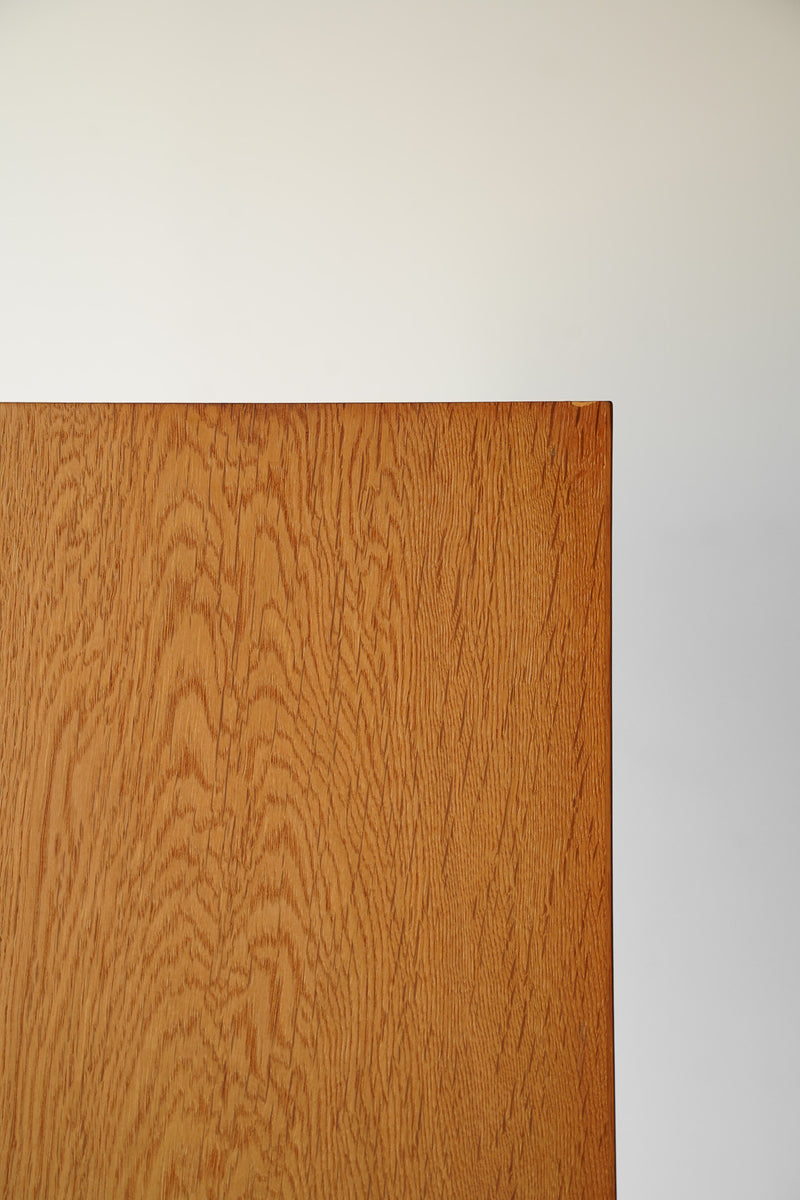 Hundevad&Co.<br>オークウッド チェスト <br>Denmark <br>TAMAGAWA BASE - ヴィンテージ SHARK ATTACK