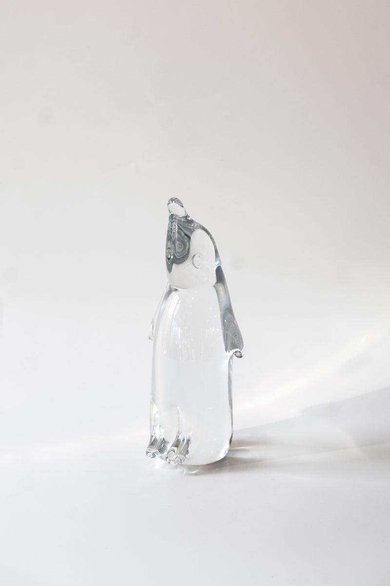 ガラス ペンギンオブジェ<br>cerote antiques - ヴィンテージ SHARK ATTACK