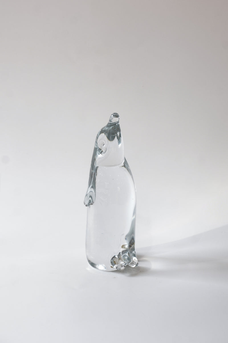 ガラス ペンギンオブジェ<br>cerote antiques - ヴィンテージ SHARK ATTACK