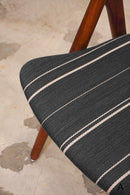 Hans J. Wegner CH29 ダイニングチェア(A/B) 2脚<br>ヴィンテージ <br>大阪店 - ヴィンテージ SHARK ATTACK