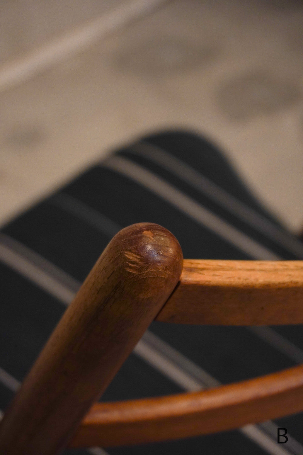 Hans J. Wegner CH29 ダイニングチェア(A/B) 2脚<br>ヴィンテージ <br>大阪店 - ヴィンテージ SHARK ATTACK