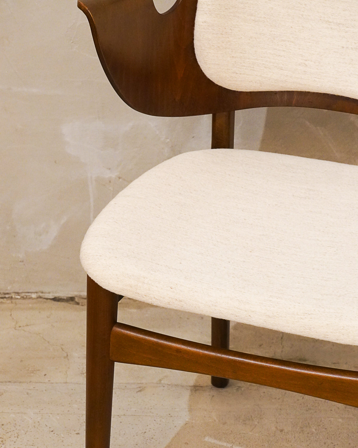 Warm Nordic  "Hans Olsen" - "Gesture Chair" ダイニングチェア - Denmark - bob's box