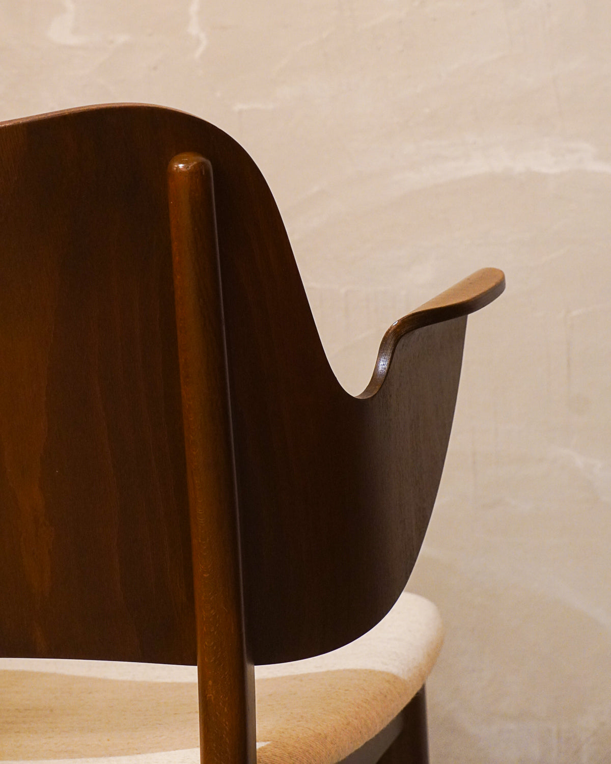 Warm Nordic  "Hans Olsen" - "Gesture Chair" ダイニングチェア - Denmark - bob's box