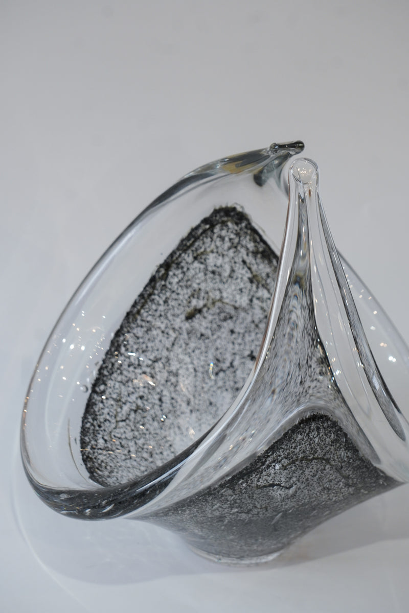 ガラス プレート<br>cerote antiques - ヴィンテージ SHARK ATTACK