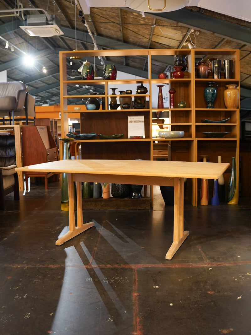 TABLE TABLE