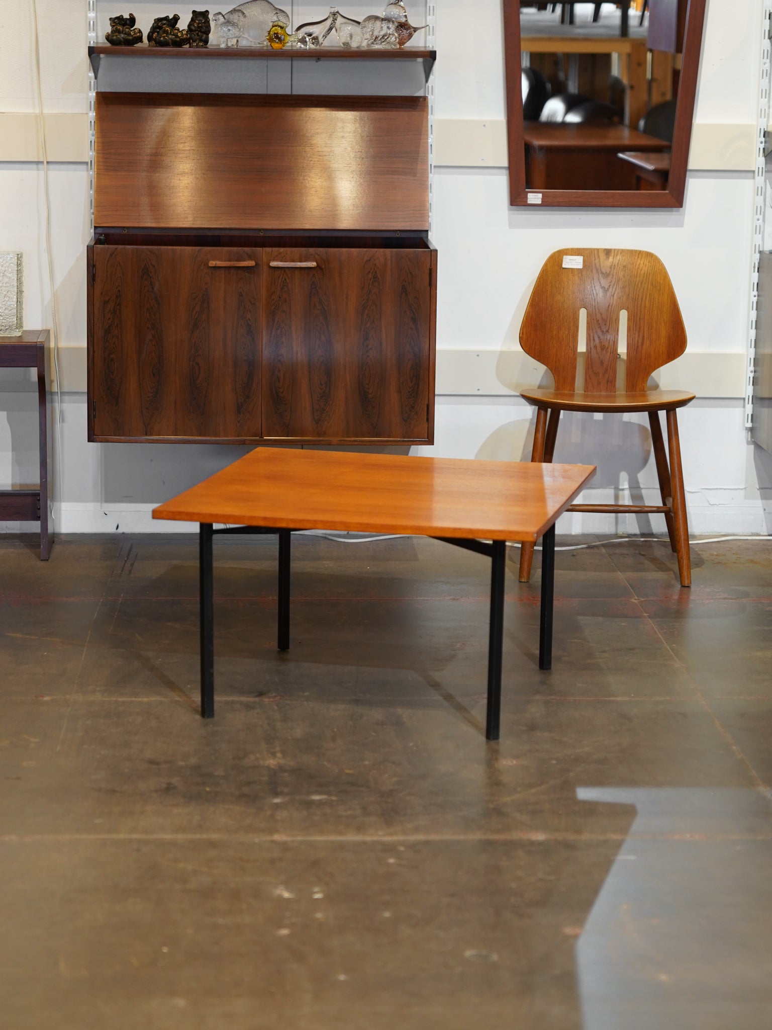 TABLE – SHARK ATTACK ONLINE SHOP