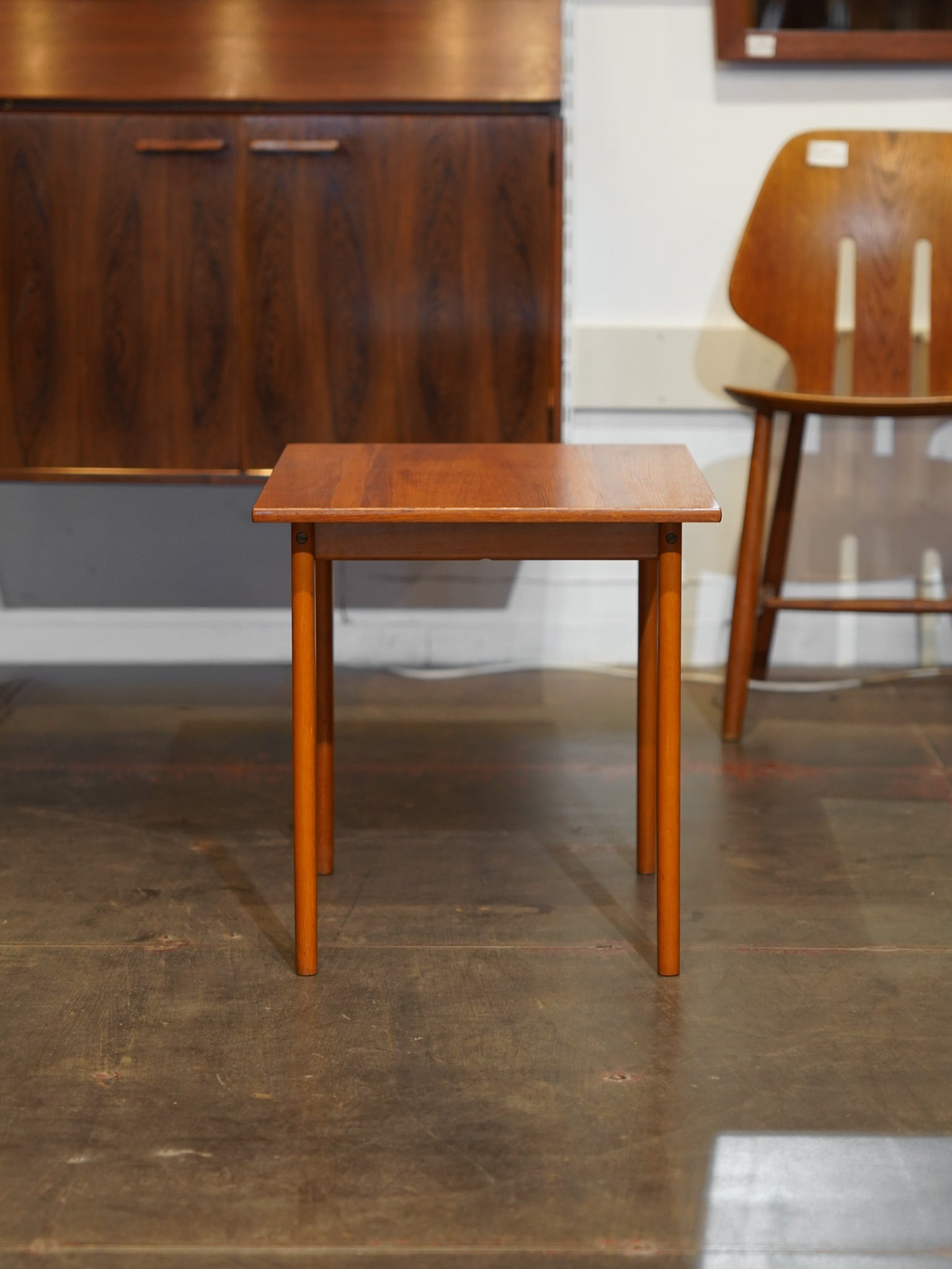 TABLE – SHARK ATTACK ONLINE SHOP