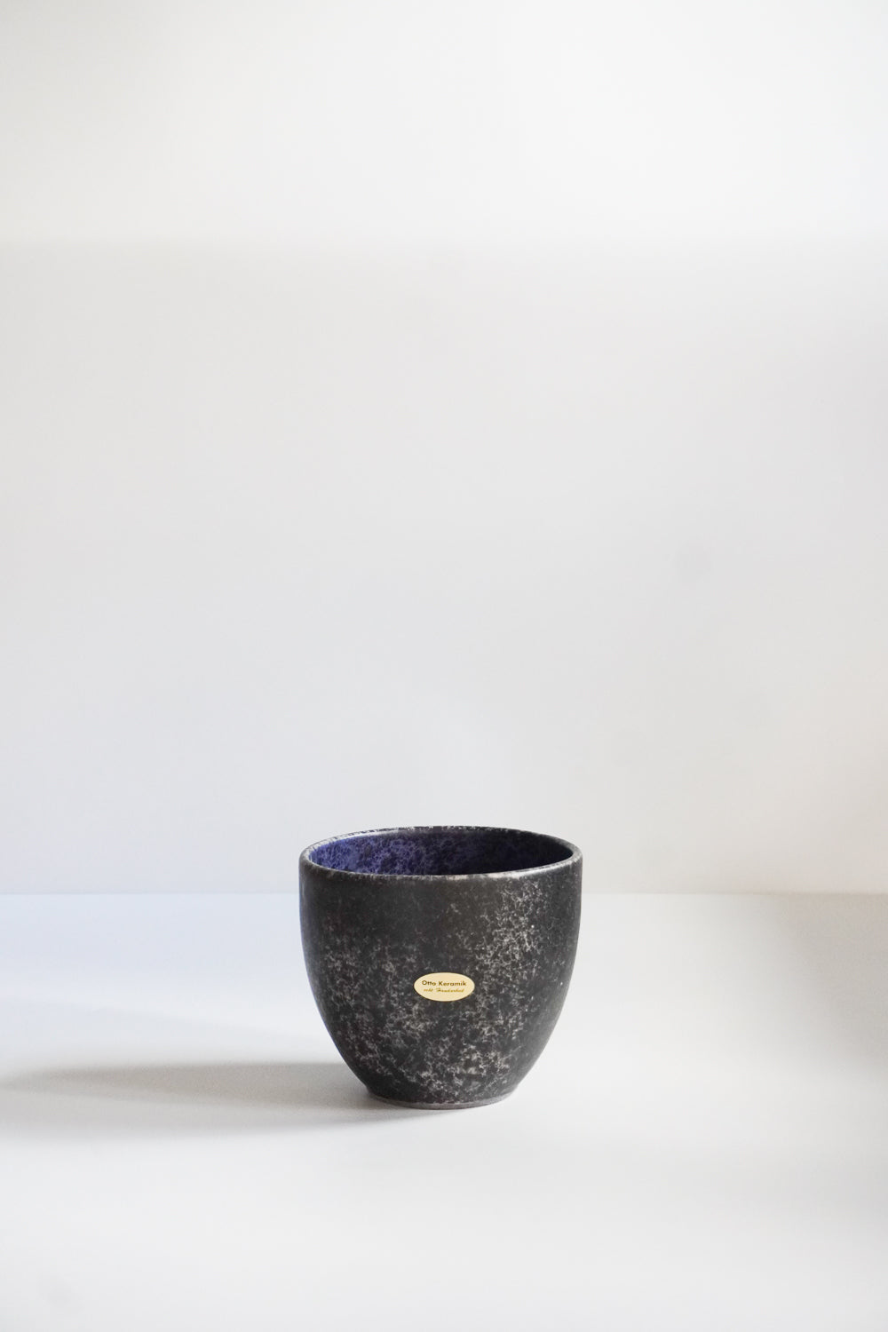 Otto keramik <br>Planter O215 <br>Otto Keramik Tokyo・reload・TAMAGAWA BASE - ヴィンテージ SHARK ATTACK