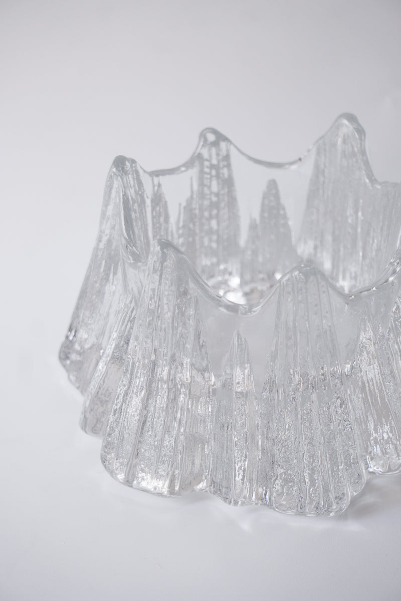 ガラス アート ボウル<br>cerote antiques - ヴィンテージ SHARK ATTACK