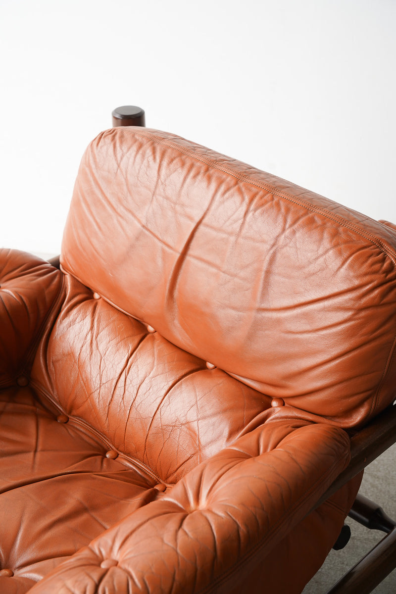 Brazilian Modern Design <br> 1シーター ソファ <br>1960-1970s , Brazil <br>TAMAGAWA BASE - ヴィンテージ SHARK ATTACK