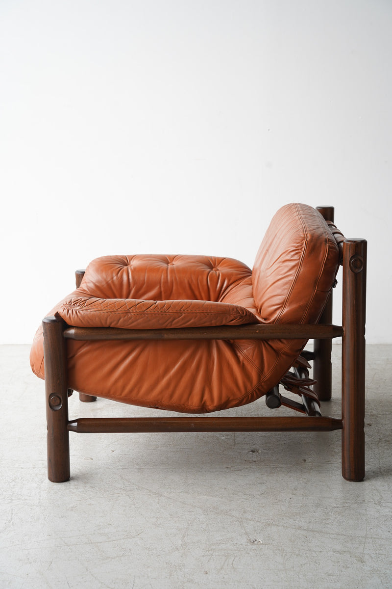 Brazilian Modern Design <br> 1シーター ソファ <br>1960-1970s , Brazil <br>TAMAGAWA BASE - ヴィンテージ SHARK ATTACK